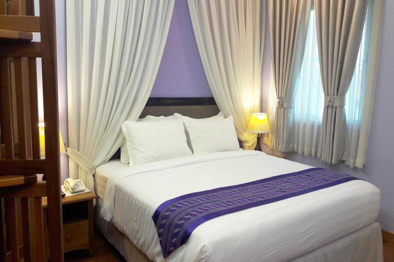 Grand Laurel Hotel Yangon Exteriör bild