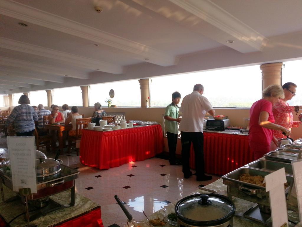 Grand Laurel Hotel Yangon Exteriör bild