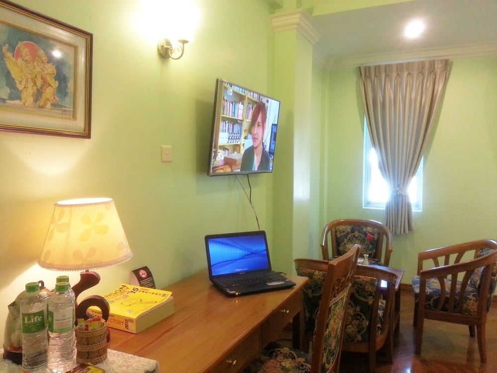 Grand Laurel Hotel Yangon Exteriör bild