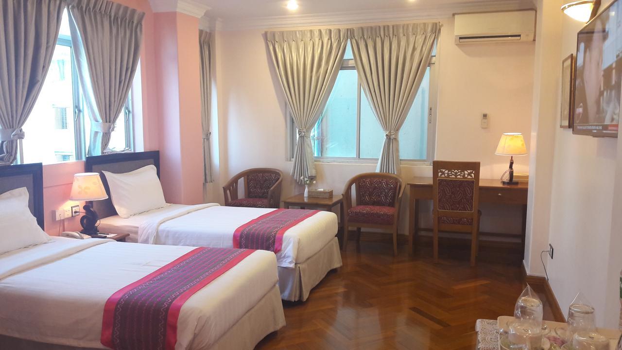 Grand Laurel Hotel Yangon Exteriör bild